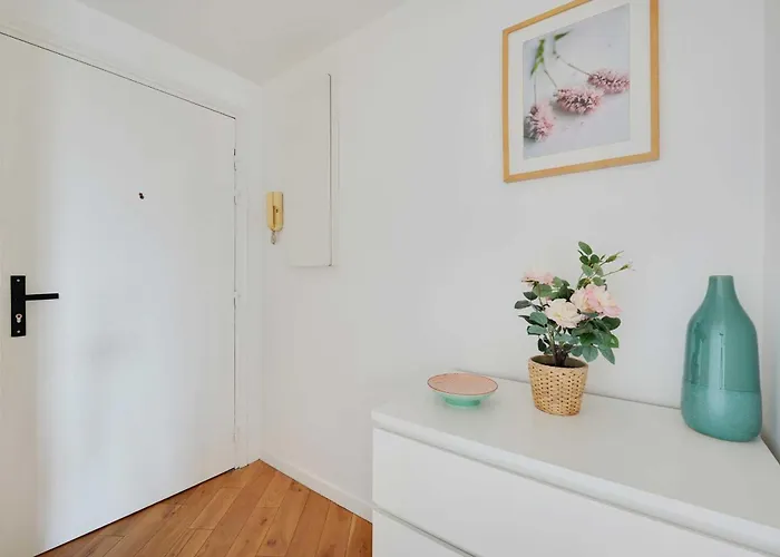 Bright Modern For 2p - La Defense Lejlighed Paris