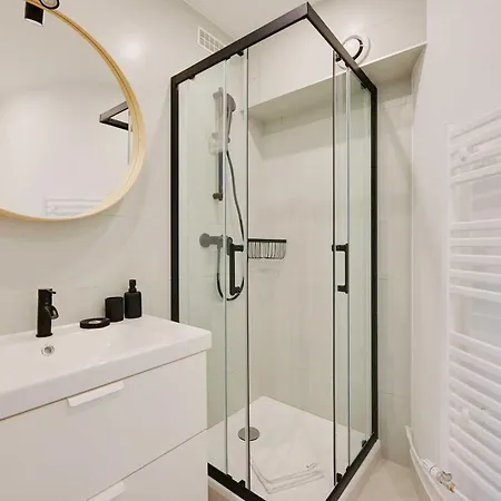 Apartman Bright Modern For 2p - La Defense Párizs