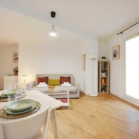Bright Modern For 2p - La Defense Apartment Paris